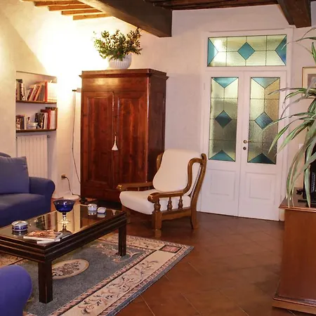 דירה Abitare Il Borgo קסטנייטו קרדוצ'י